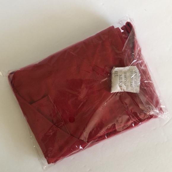 A Christmas Story You’ll Shoot Your Eye Out Red Apron-New - Picture 15 of 15